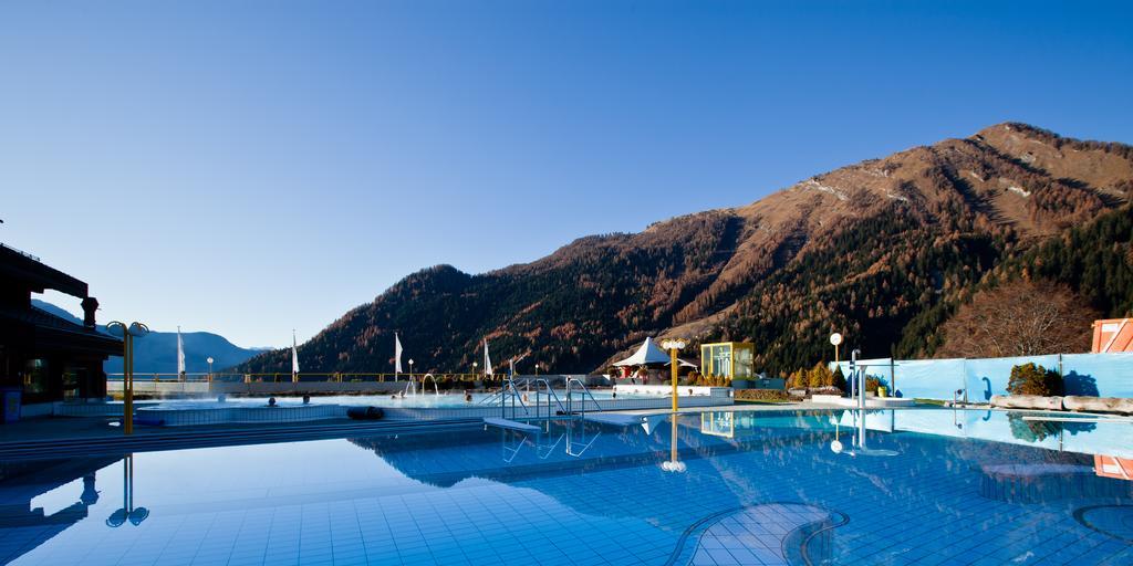 Hotel Les Bains D'Ovronnaz Exterior photo